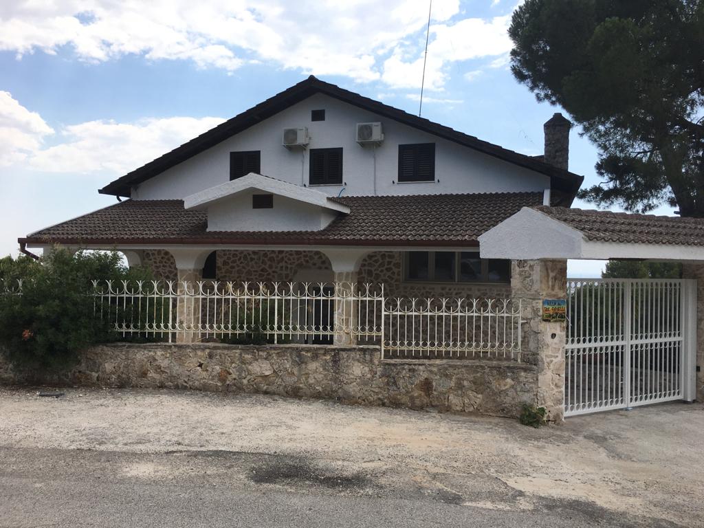 0Comunità San Giorgio - Statte (Via Donizzetti)