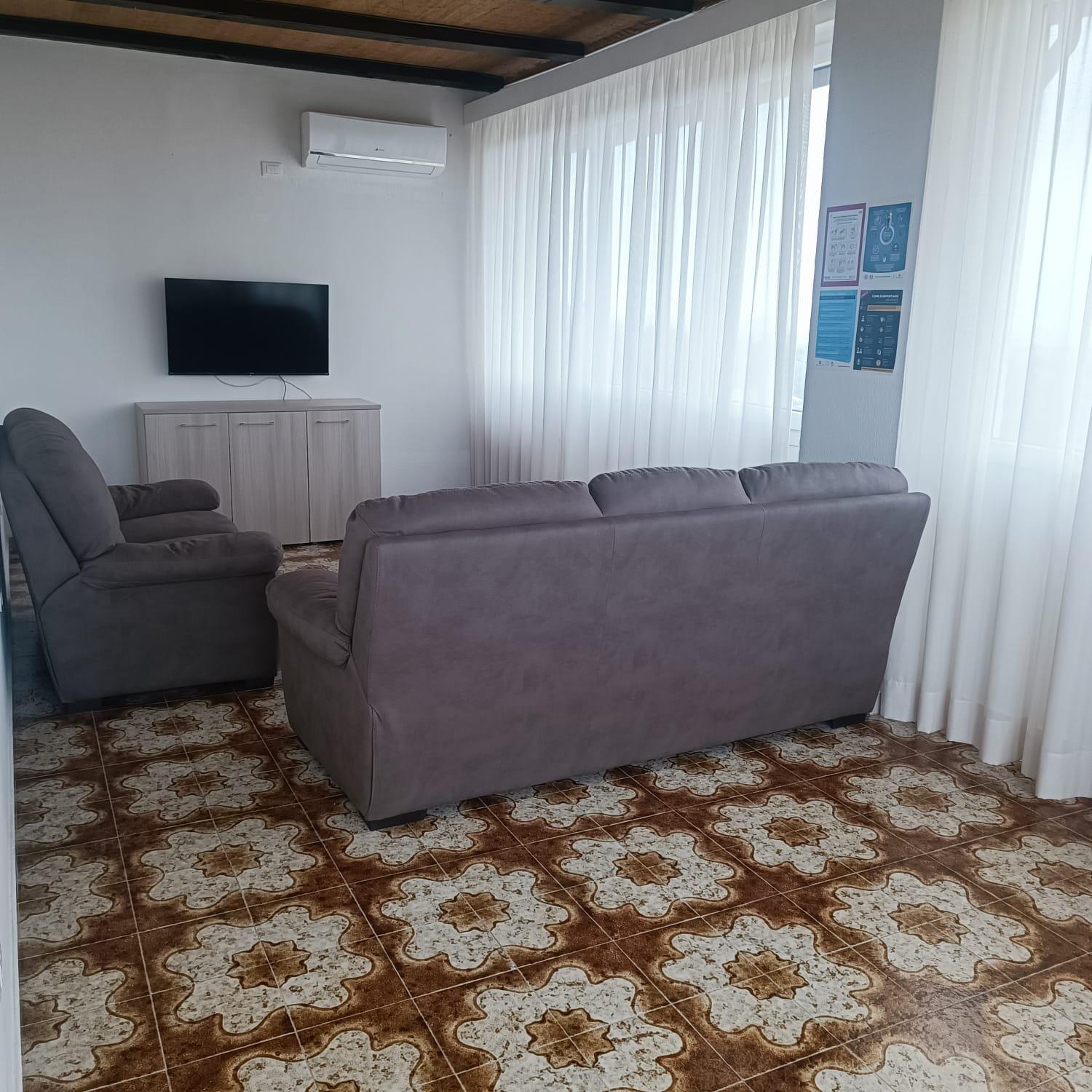 1Comunità San Giorgio - Statte (Via Donizzetti)